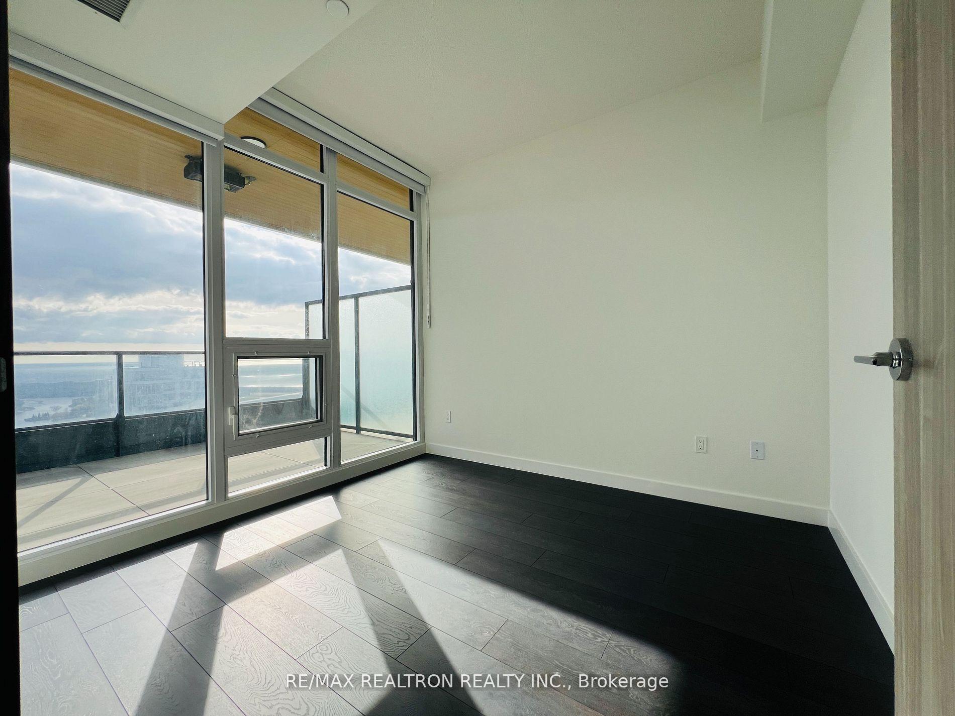 Photo 21 of Unit 5607, 1 Concord Cityplace Way, Toronto, Waterfront Communities — HOMEH