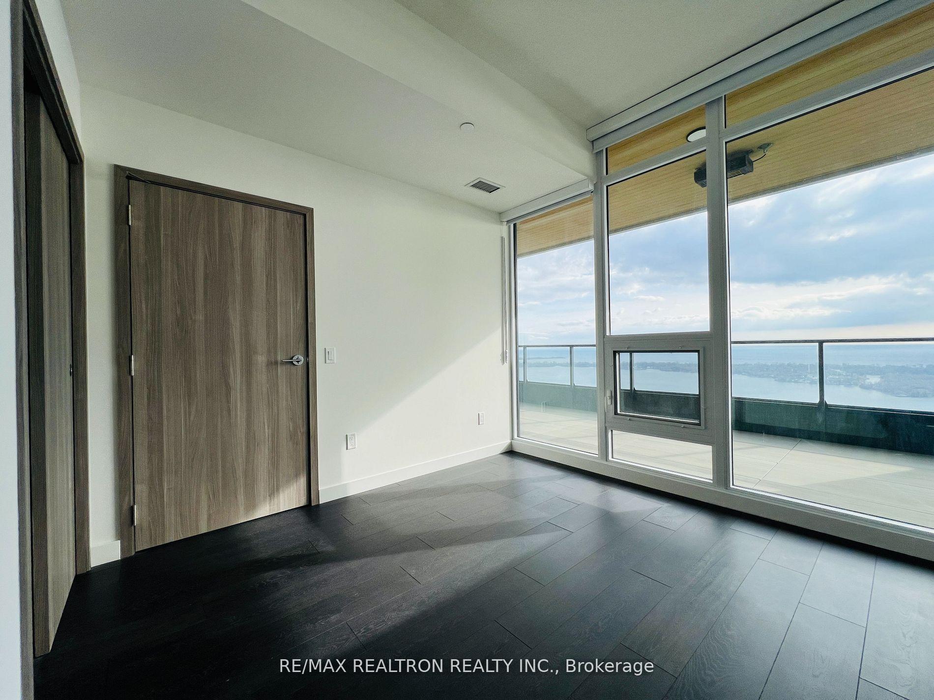Photo 23 of Unit 5607, 1 Concord Cityplace Way, Toronto, Waterfront Communities — HOMEH