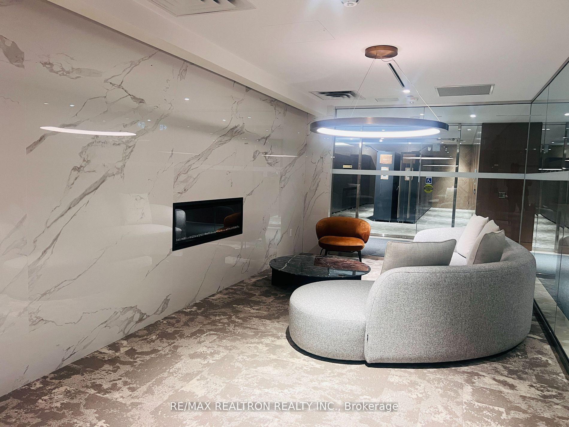 Photo 36 of Unit 5607, 1 Concord Cityplace Way, Toronto, Waterfront Communities — HOMEH