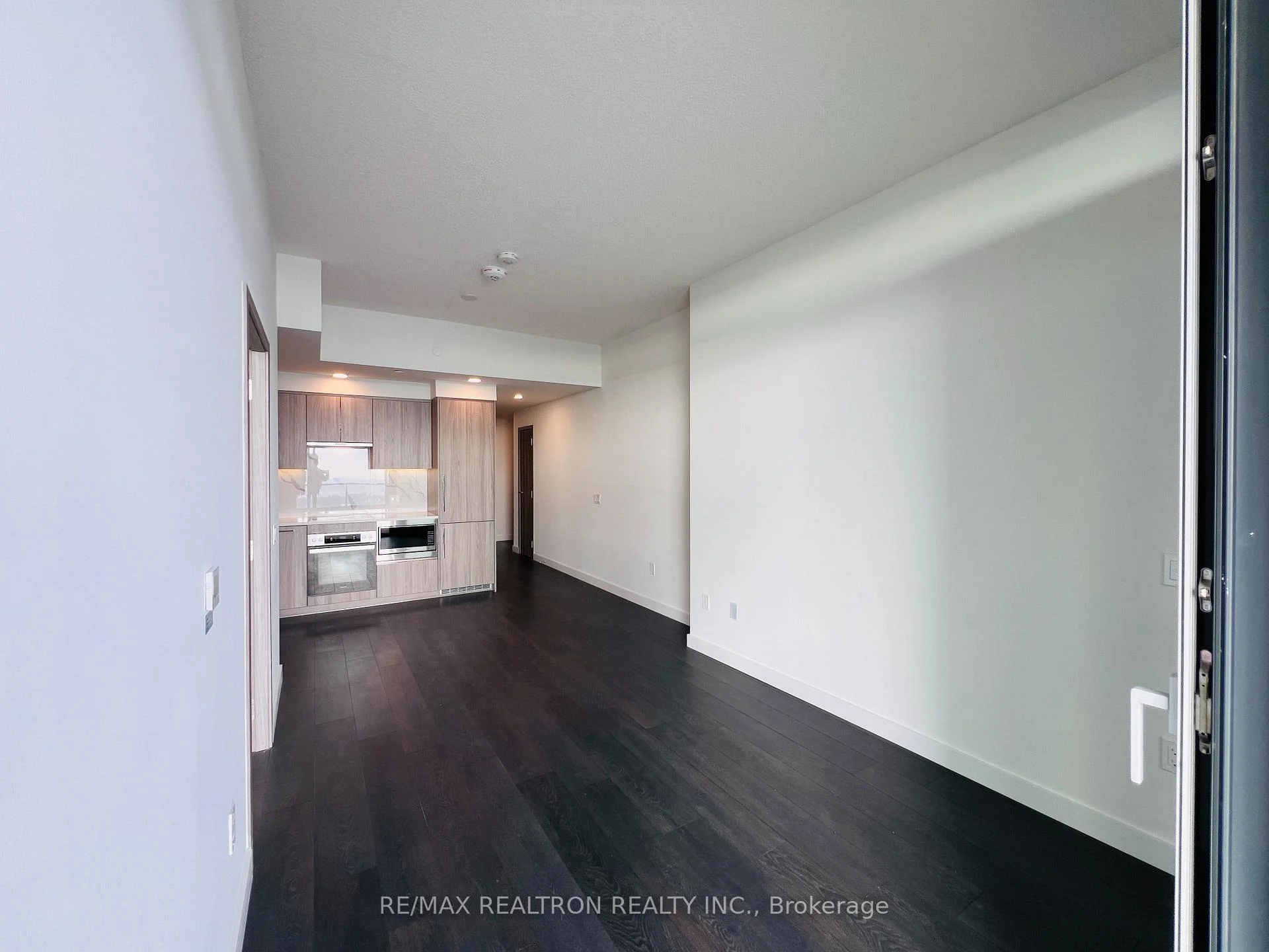 Photo 29 of Unit 5607, 1 Concord Cityplace Way, Toronto, Waterfront Communities — HOMEH