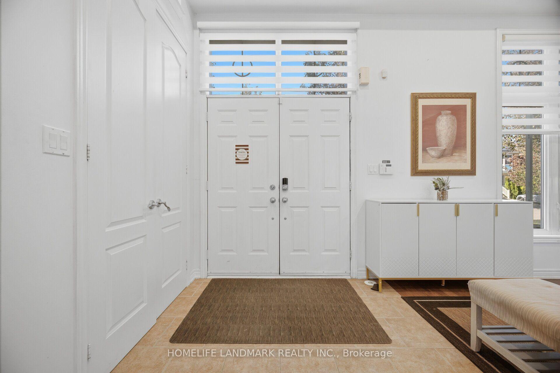 Photo 3 of 3184 Eclipse Avenue, Mississauga, Churchill Meadows — HOMEH