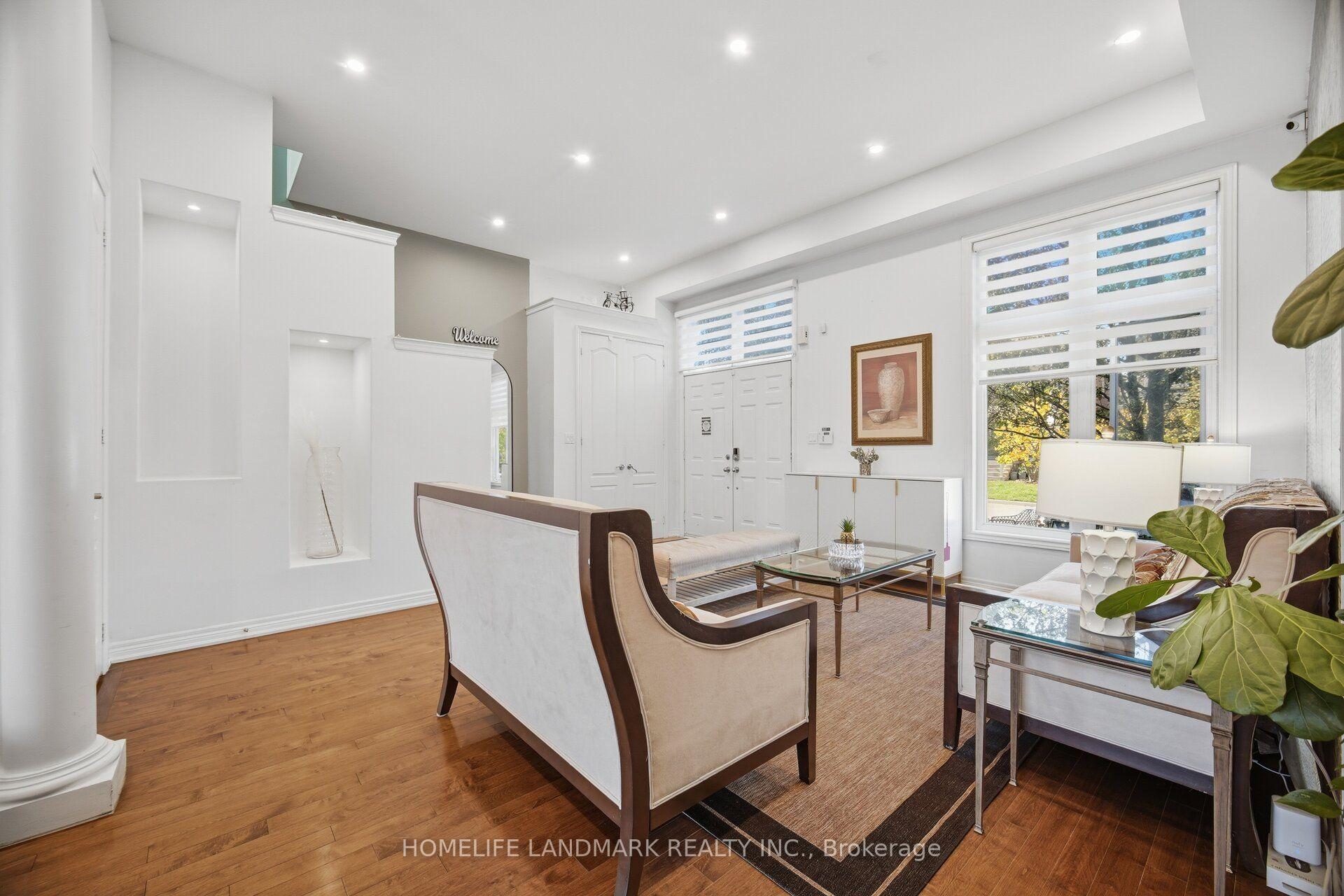 Photo 5 of 3184 Eclipse Avenue, Mississauga, Churchill Meadows — HOMEH