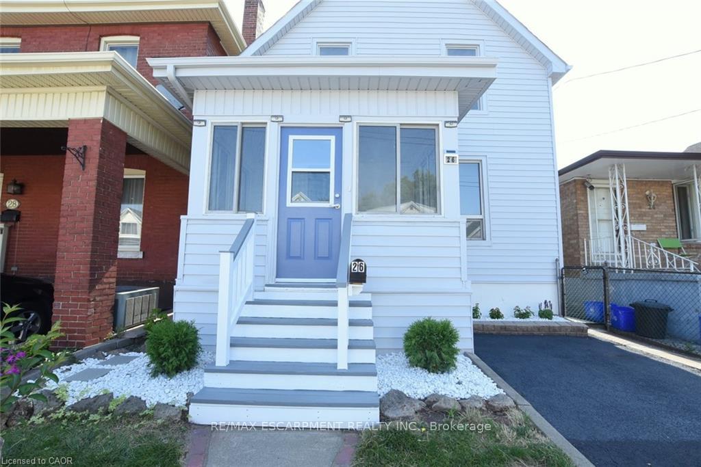 Photo 4 of 26 Fairview Avenue, Hamilton, Crown Point — HOMEH