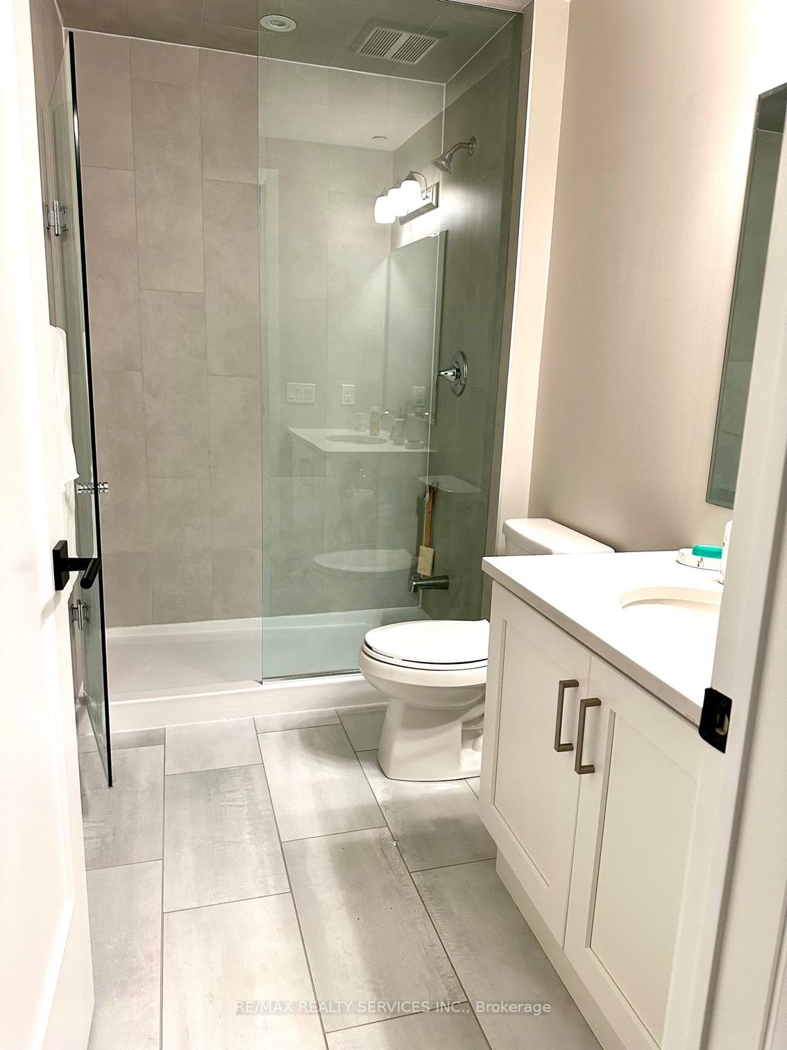 Photo 9 of Unit 403, 50 Kaitting Trail W, Oakville, Glenorchy — HOMEH