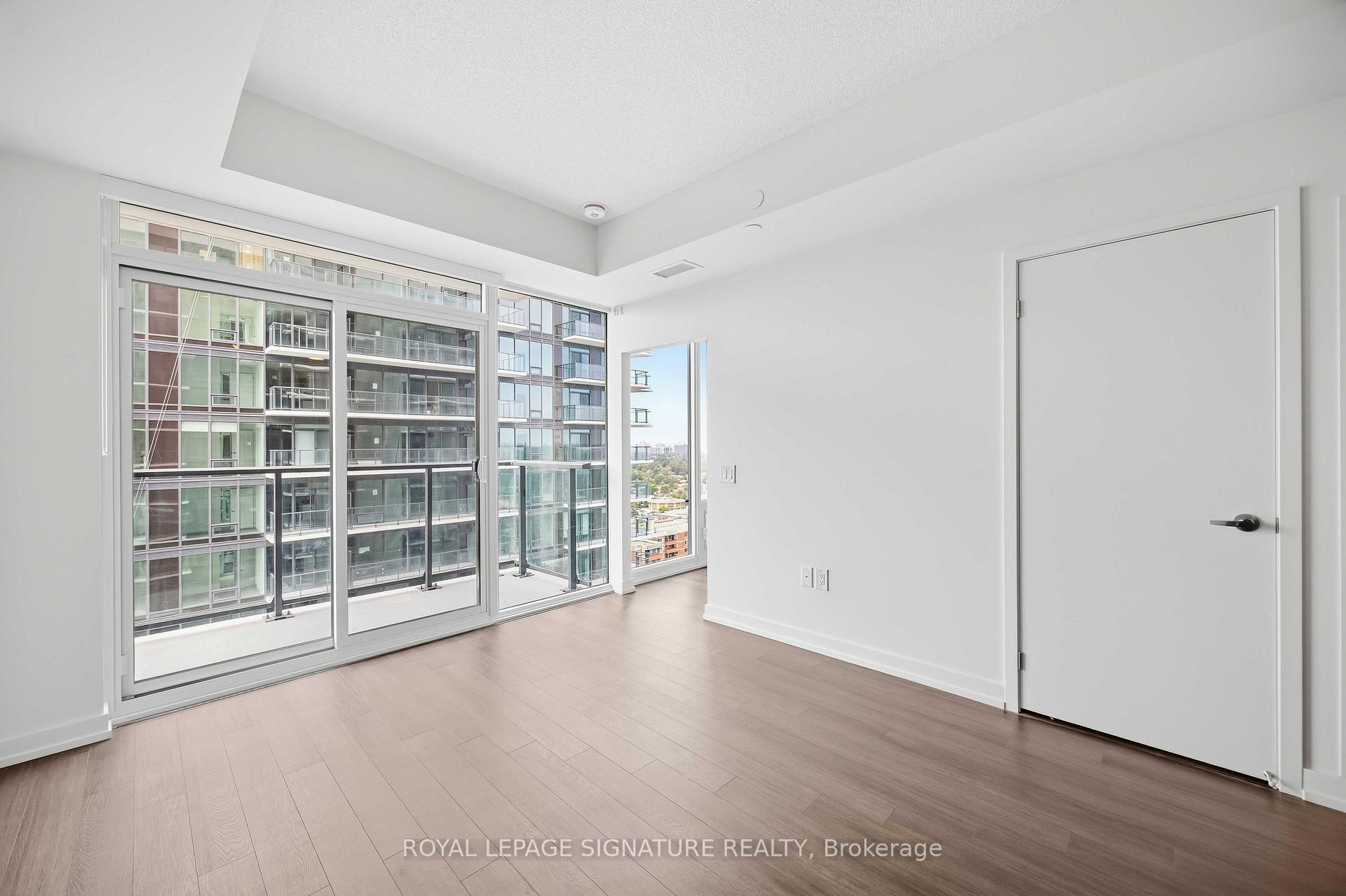 Photo 13 of Unit 2216, 4010 Eglinton Avenue W, Etobicoke, Humber Heights — HOMEH