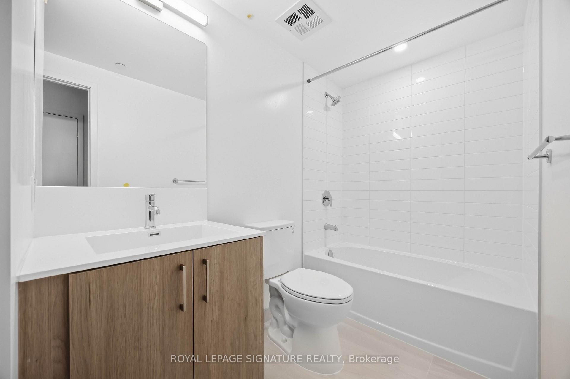 Photo 18 of Unit 2216, 4010 Eglinton Avenue W, Etobicoke, Humber Heights — HOMEH