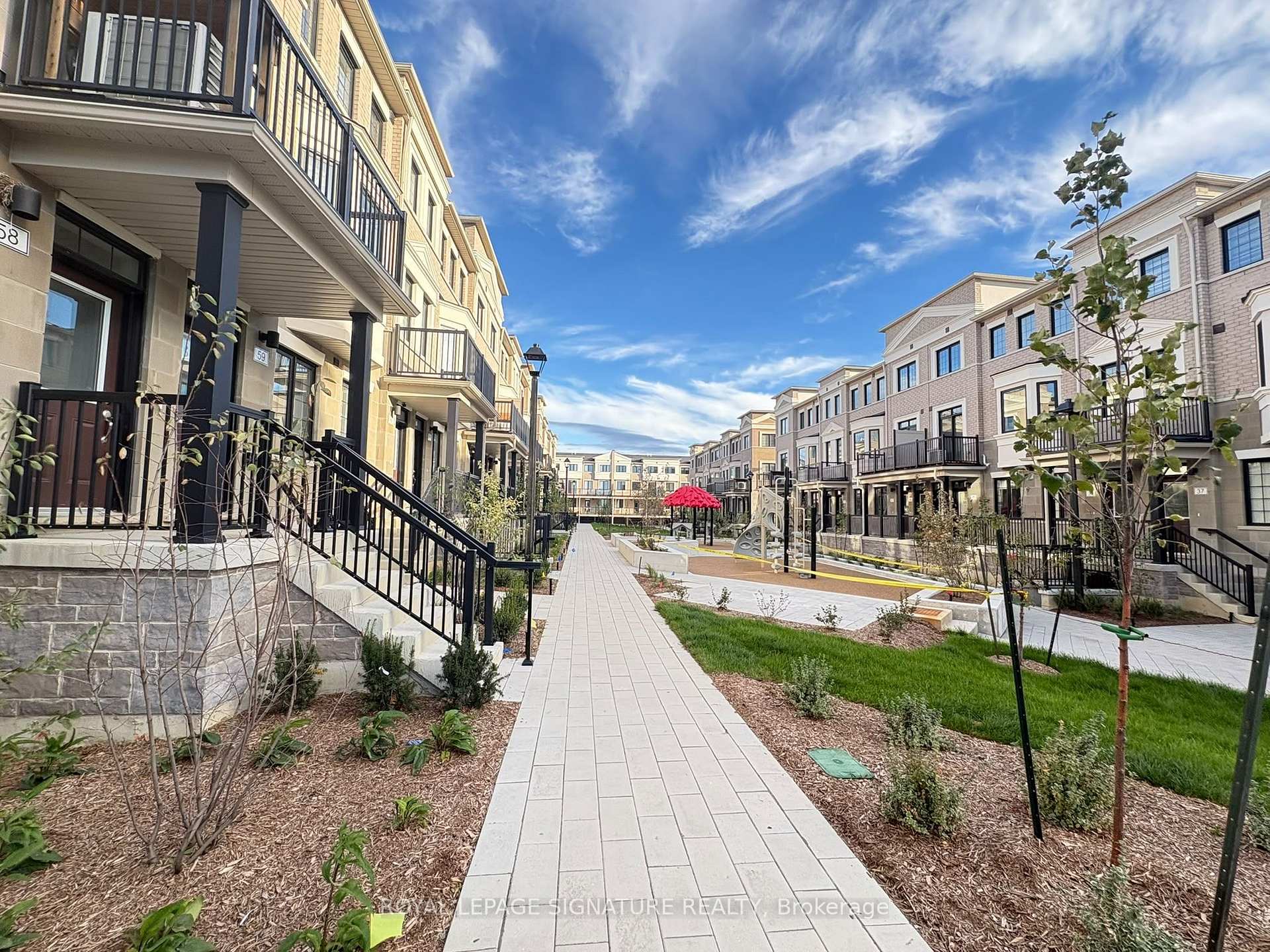 Photo 2 of Unit 57, 4350 Ebenezer Road, Brampton, Bram East — HOMEH