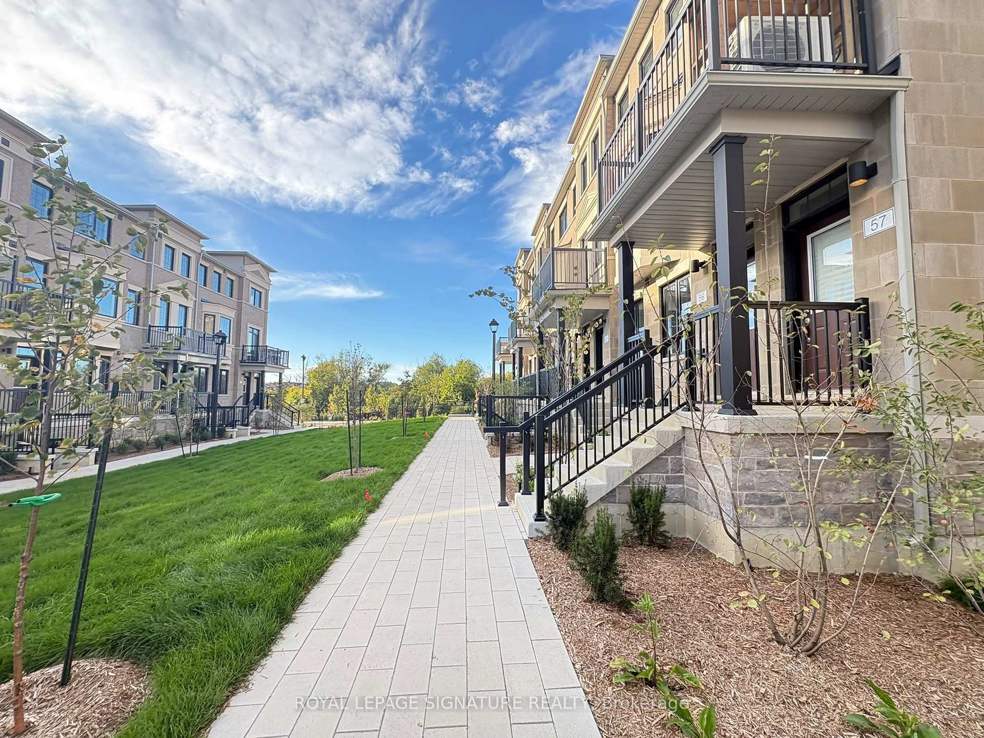 Photo 3 of Unit 57, 4350 Ebenezer Road, Brampton, Bram East — HOMEH