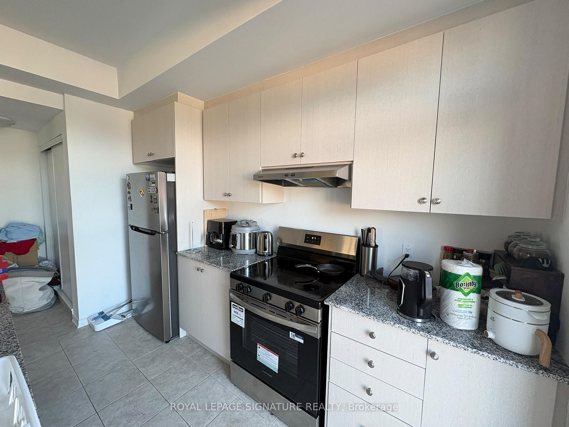 Photo 6 of Unit 57, 4350 Ebenezer Road, Brampton, Bram East — HOMEH