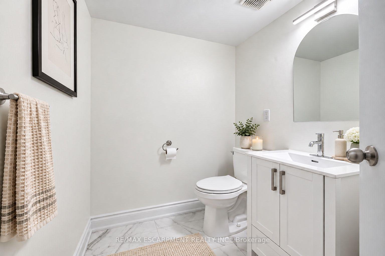 Photo 28 of Unit 614, 700 Dynes Road, Burlington, Roseland — HOMEH