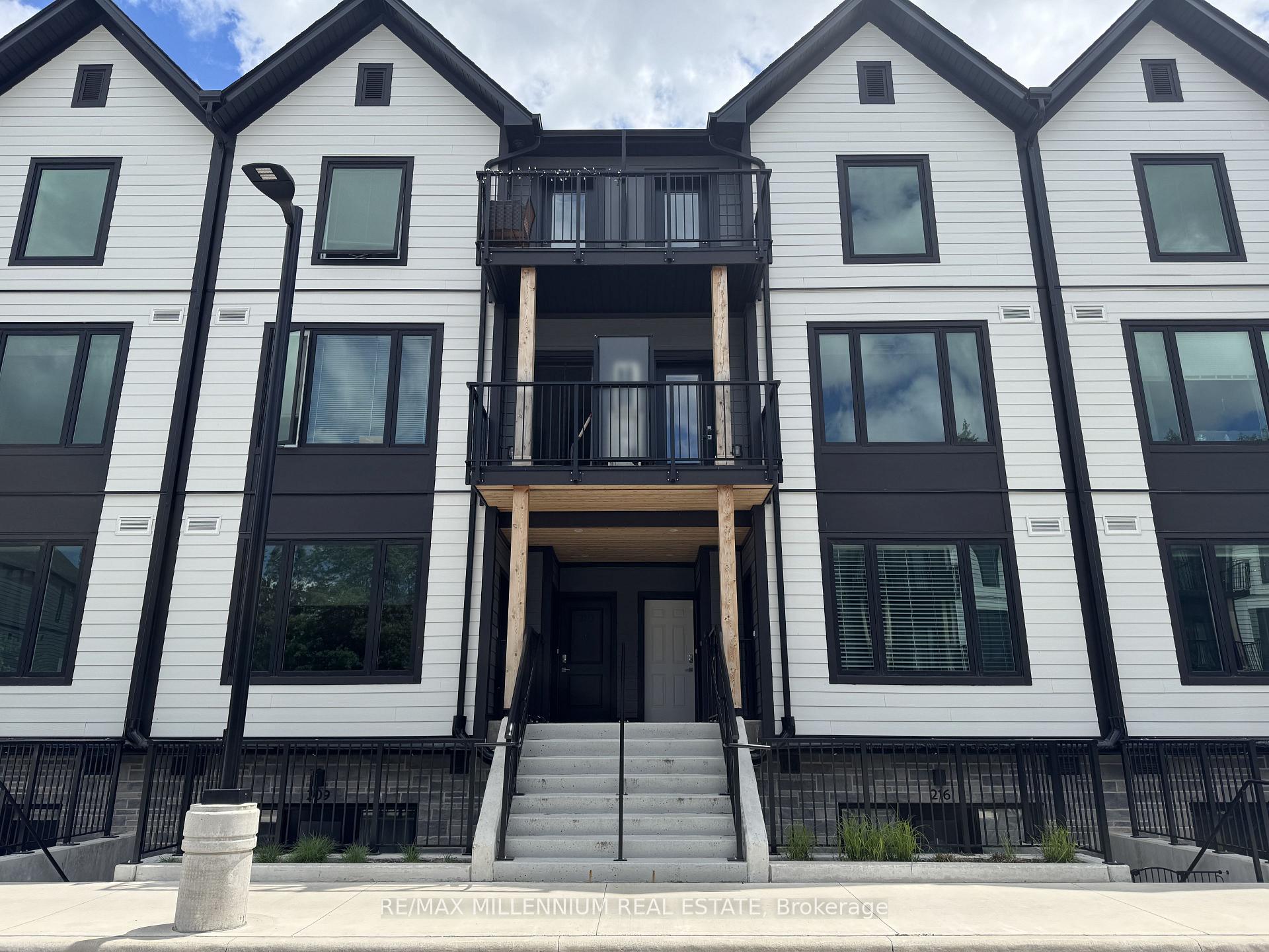 Photo of Unit 214, 708 Woolwich Street