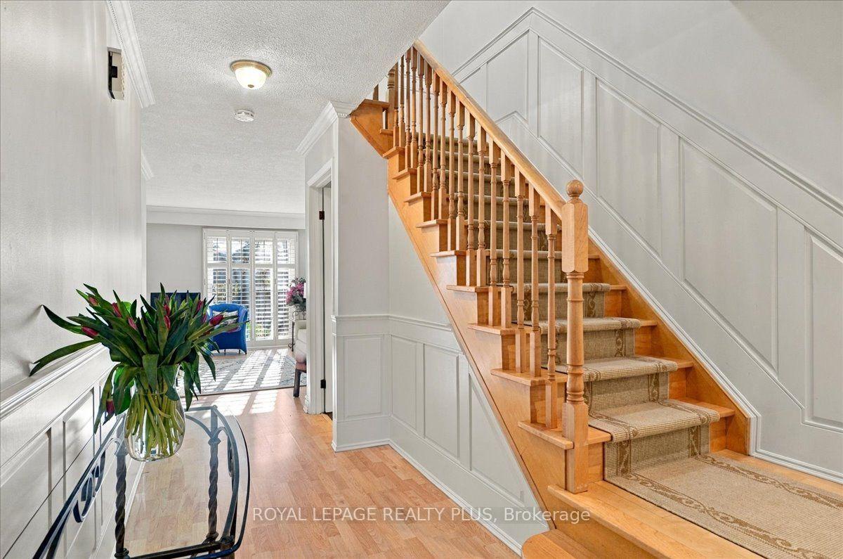 Photo 5 of Unit 4, 1951 Rathburn Road E, Mississauga, Rathwood — HOMEH