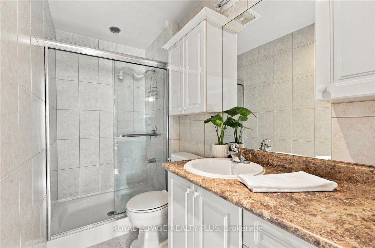 Photo 19 of Unit 4, 1951 Rathburn Road E, Mississauga, Rathwood — HOMEH