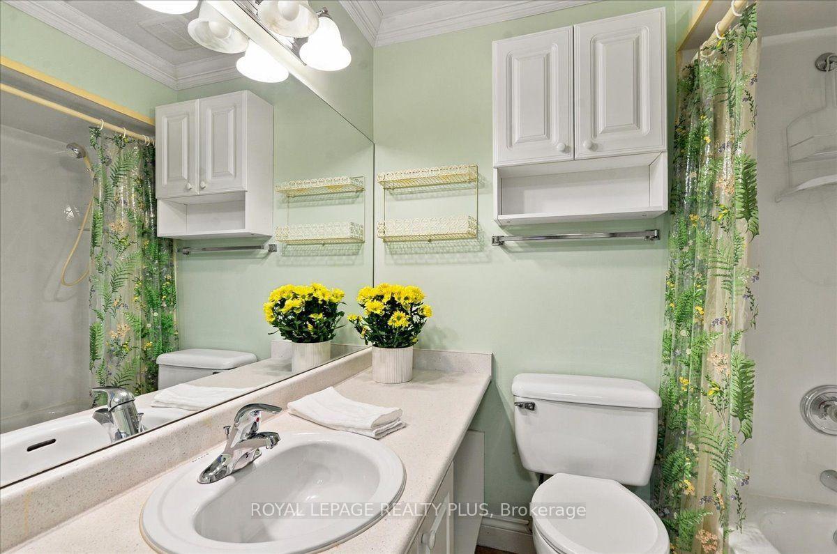Photo 28 of Unit 4, 1951 Rathburn Road E, Mississauga, Rathwood — HOMEH