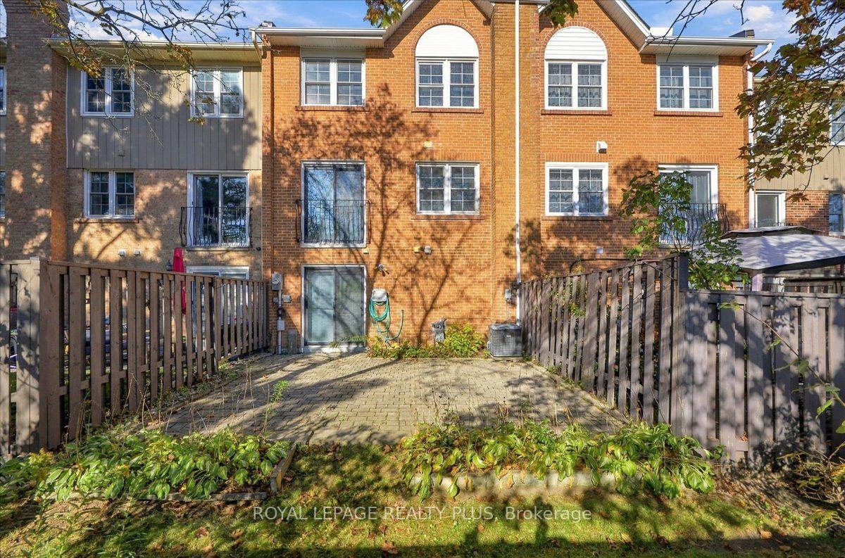 Photo 38 of Unit 4, 1951 Rathburn Road E, Mississauga, Rathwood — HOMEH