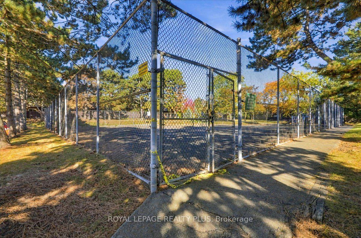 Photo 40 of Unit 4, 1951 Rathburn Road E, Mississauga, Rathwood — HOMEH