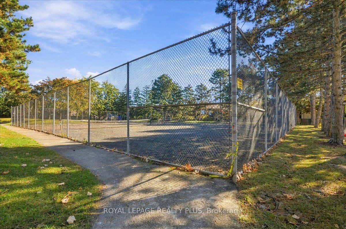 Photo 41 of Unit 4, 1951 Rathburn Road E, Mississauga, Rathwood — HOMEH