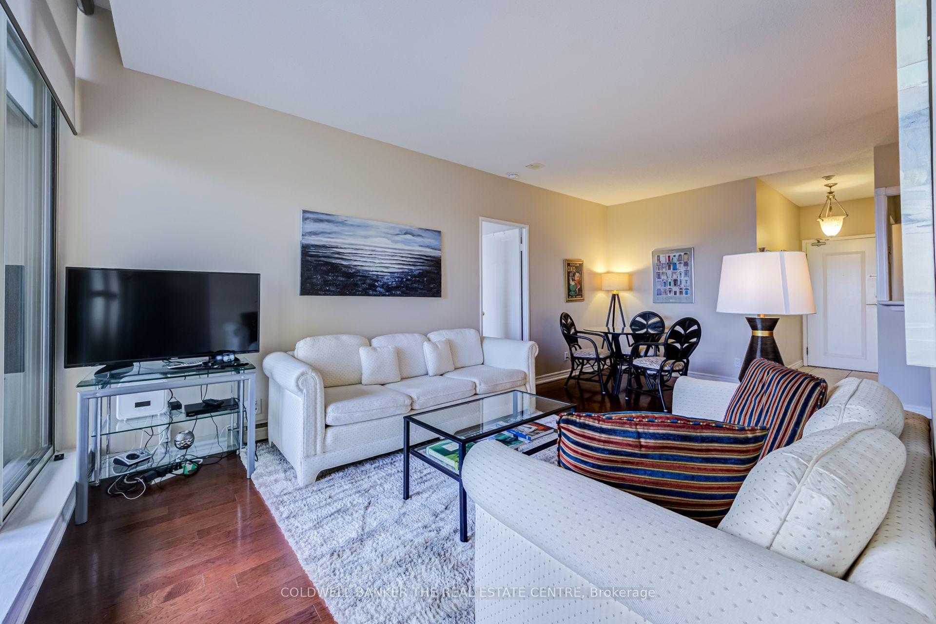Photo 12 of Unit Ph22, 32 Clarissa Drive, Richmond Hill, Harding — HOMEH