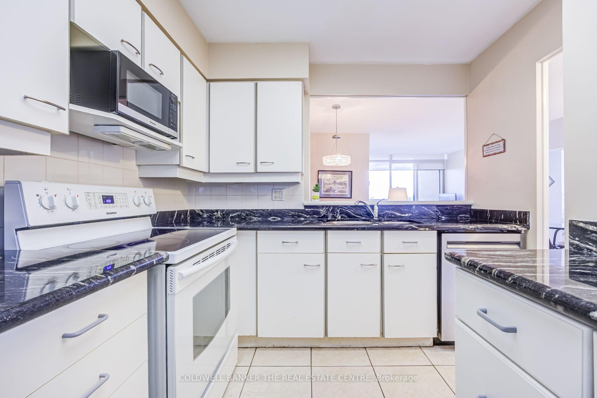 Photo 23 of Unit Ph22, 32 Clarissa Drive, Richmond Hill, Harding — HOMEH