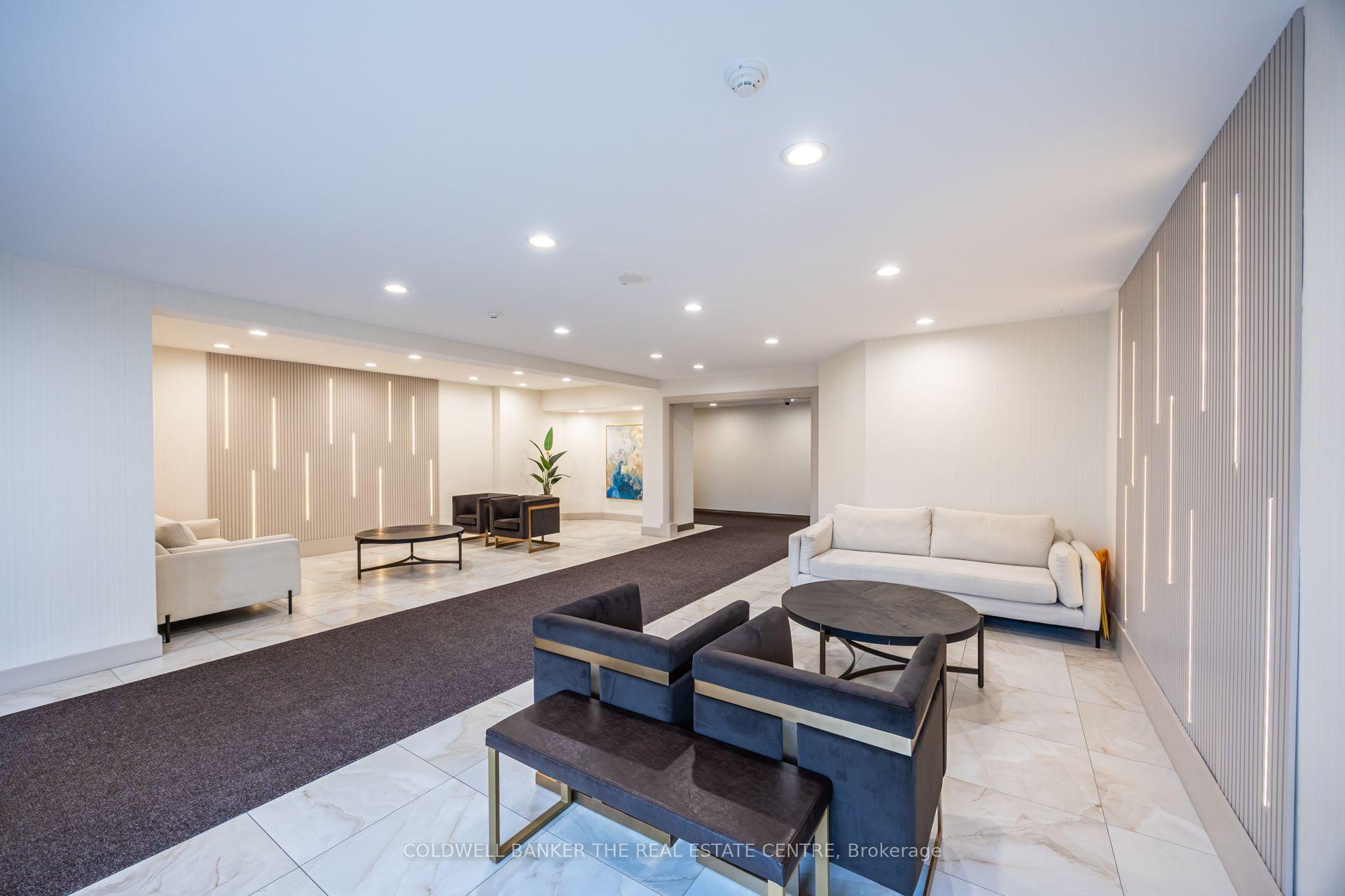Photo 31 of Unit Ph22, 32 Clarissa Drive, Richmond Hill, Harding — HOMEH