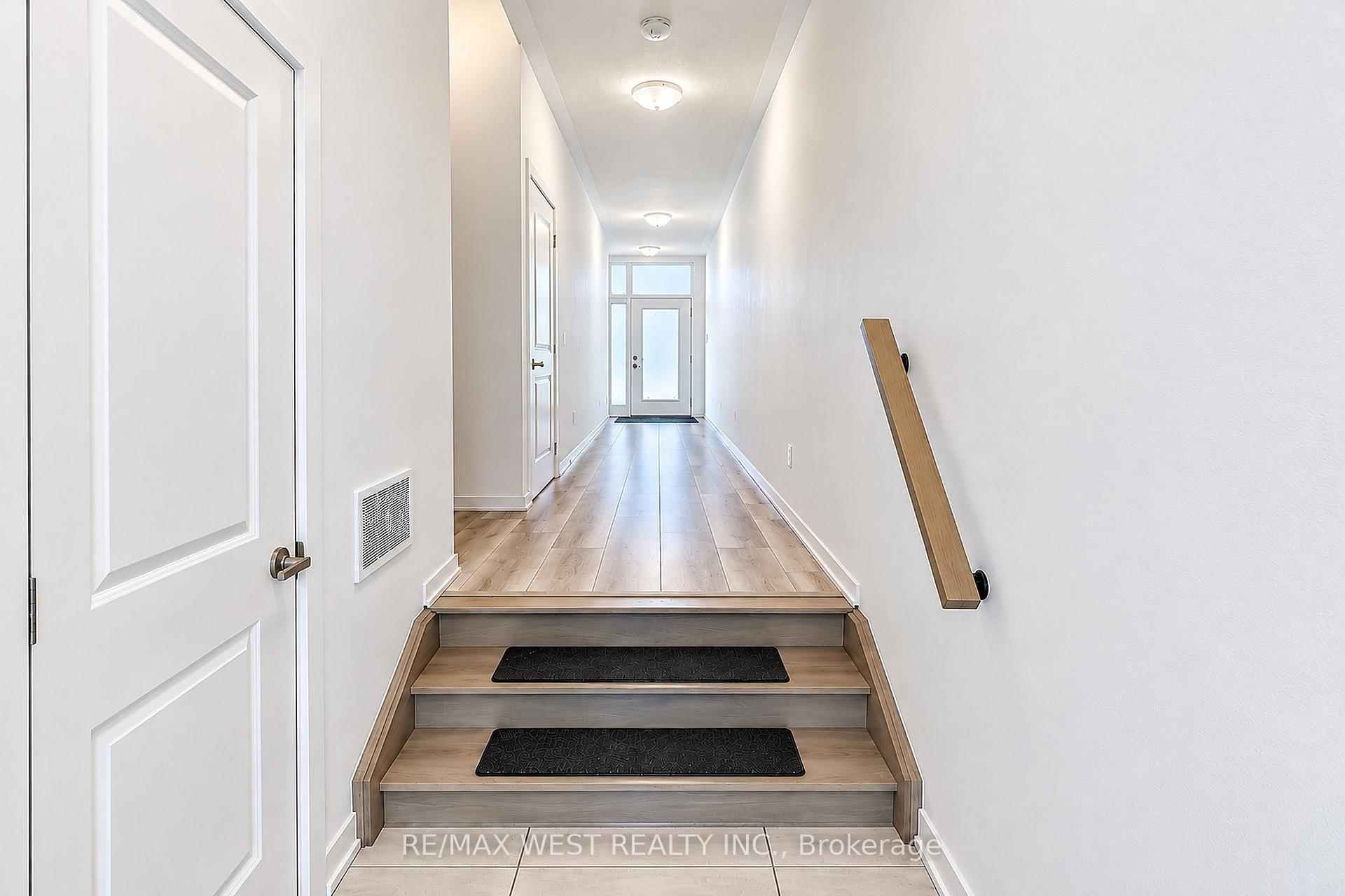 Photo 2 of 227 Monarch Avenue, Ajax, South West — HOMEH