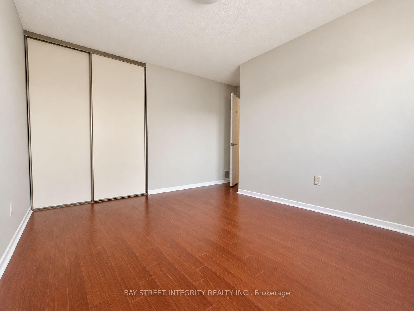 Photo 23 of Unit 29, 1580 Lancaster Drive, Oakville, Falgarwood — HOMEH