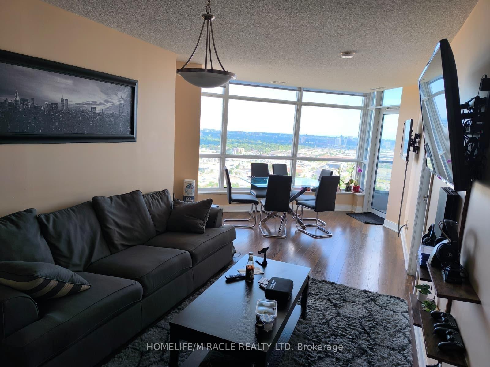 Photo of Unit 3603, 125 Village Green Square