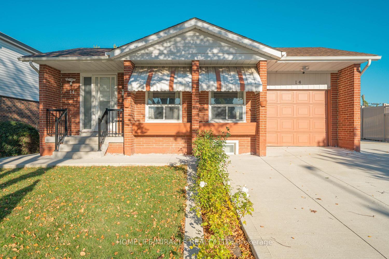 Photo 2 of 14 Tinton Crescent, Etobicoke, West Humber-Clairville — HOMEH