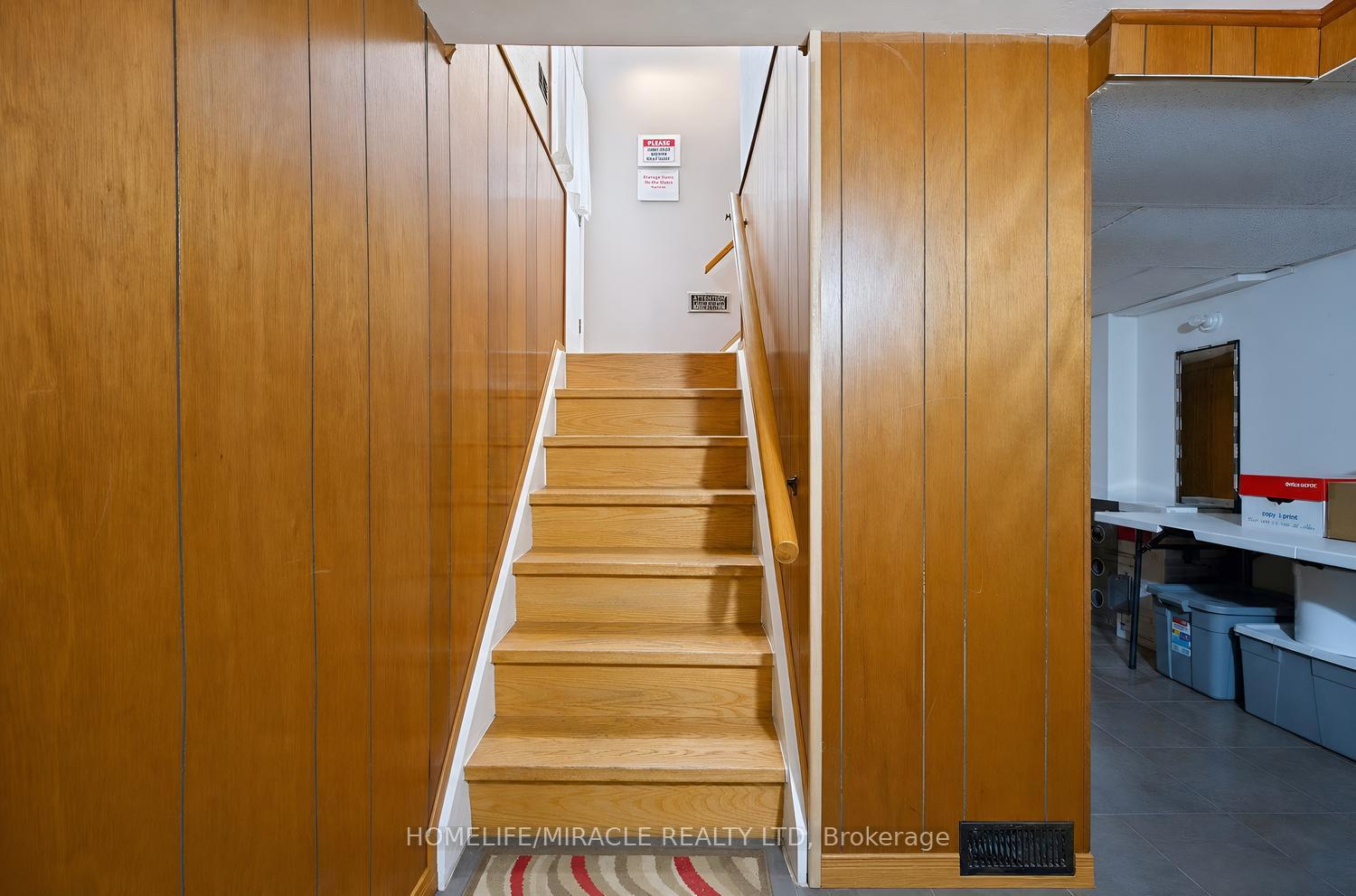 Photo 31 of 14 Tinton Crescent, Etobicoke, West Humber-Clairville — HOMEH