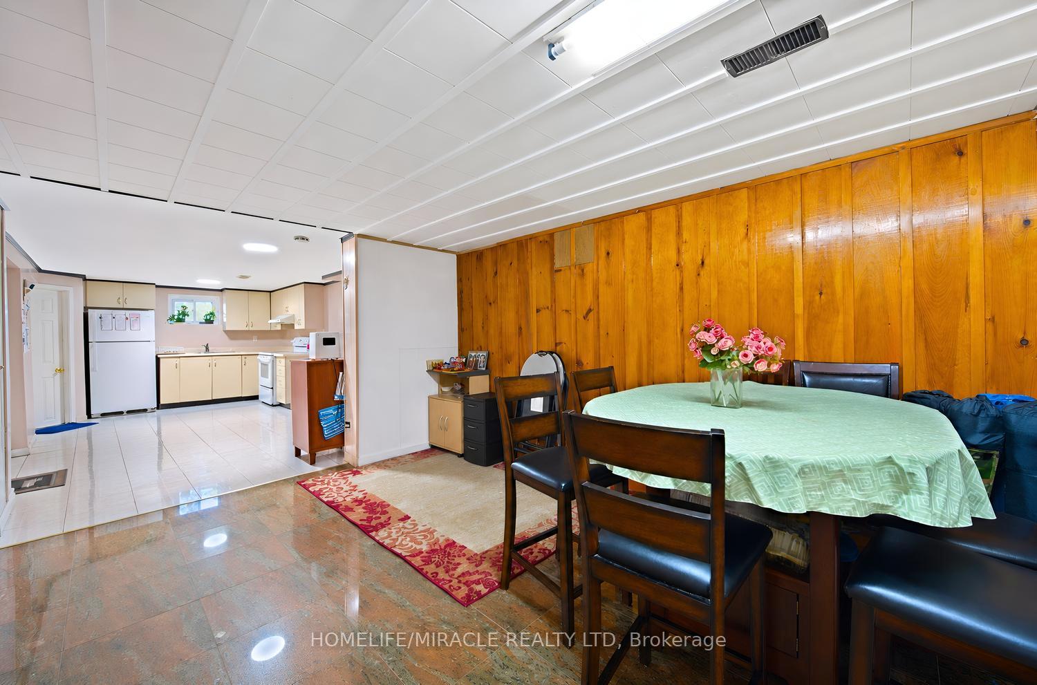 Photo 36 of 14 Tinton Crescent, Etobicoke, West Humber-Clairville — HOMEH