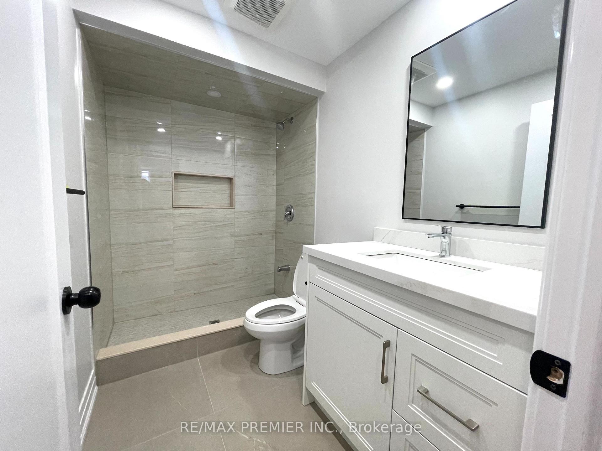 Photo 8 of 115 Mapes Avenue, Vaughan, West Woodbridge — HOMEH