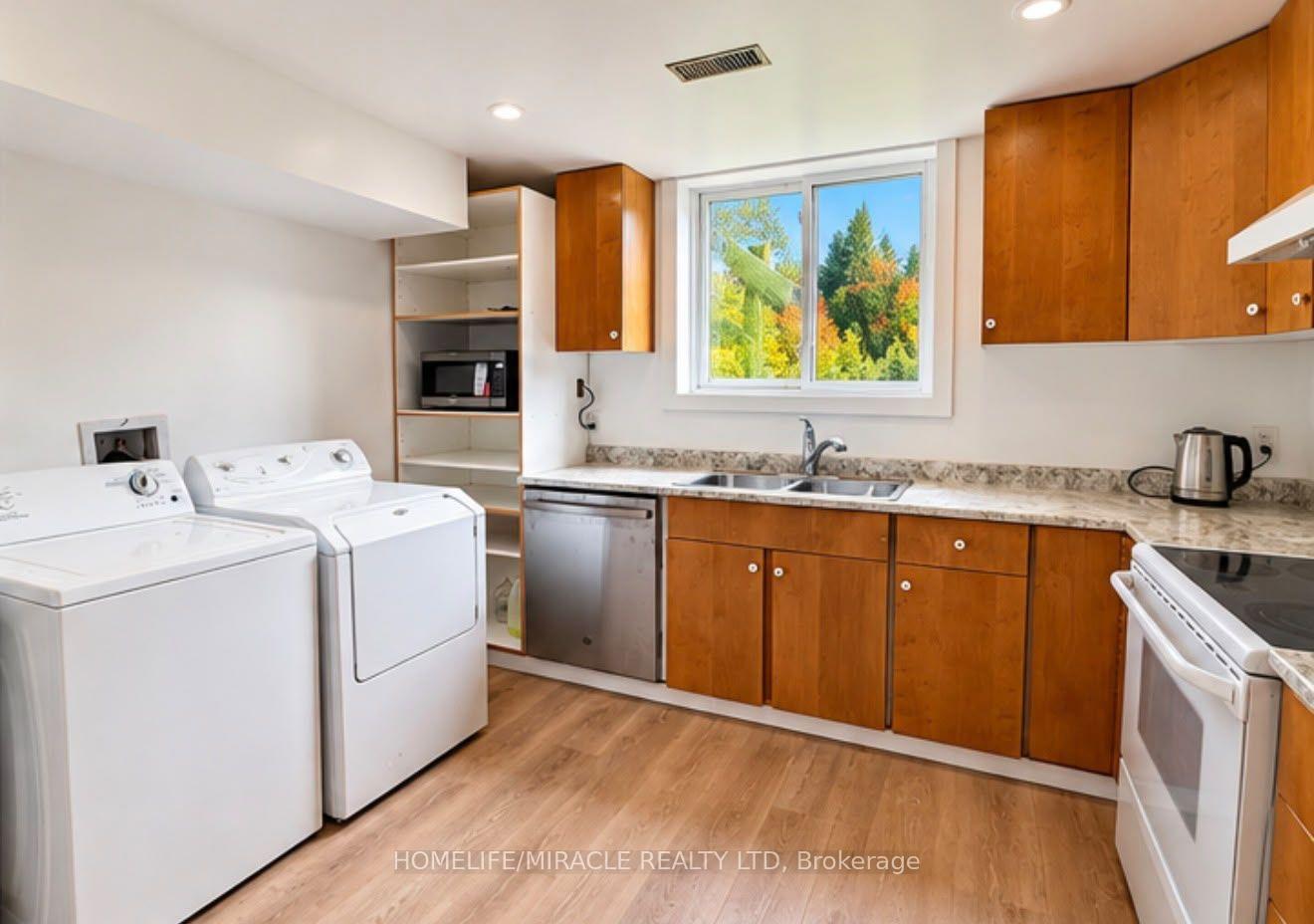 Photo 2 of Unit Basement, 5 Wagoners Trail, Guelph, Kortright Hills — HOMEH