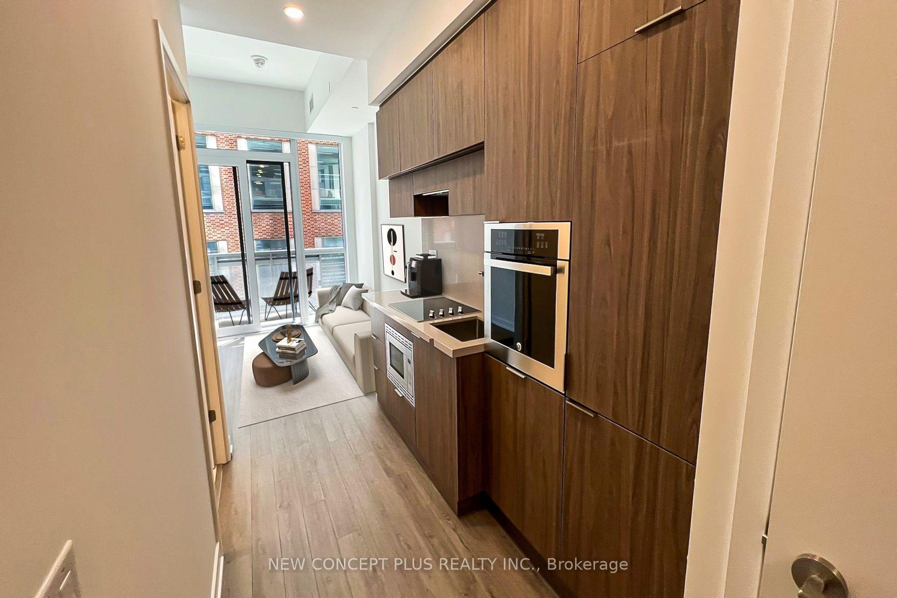 Photo 1 of Unit 404, 39 Roehampton Avenue, Toronto, Mount Pleasant West — HOMEH
