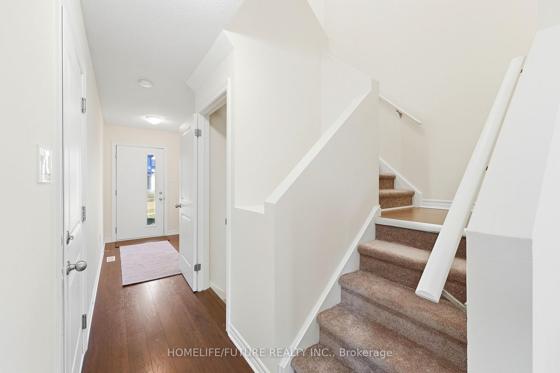 Photo 7 of 1357 Michael Circle, London, East D — HOMEH