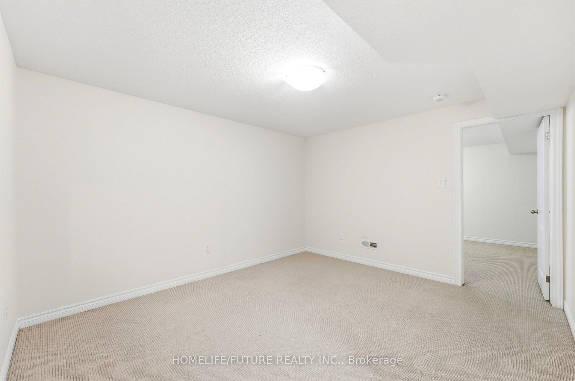 Photo 31 of 1357 Michael Circle, London, East D — HOMEH