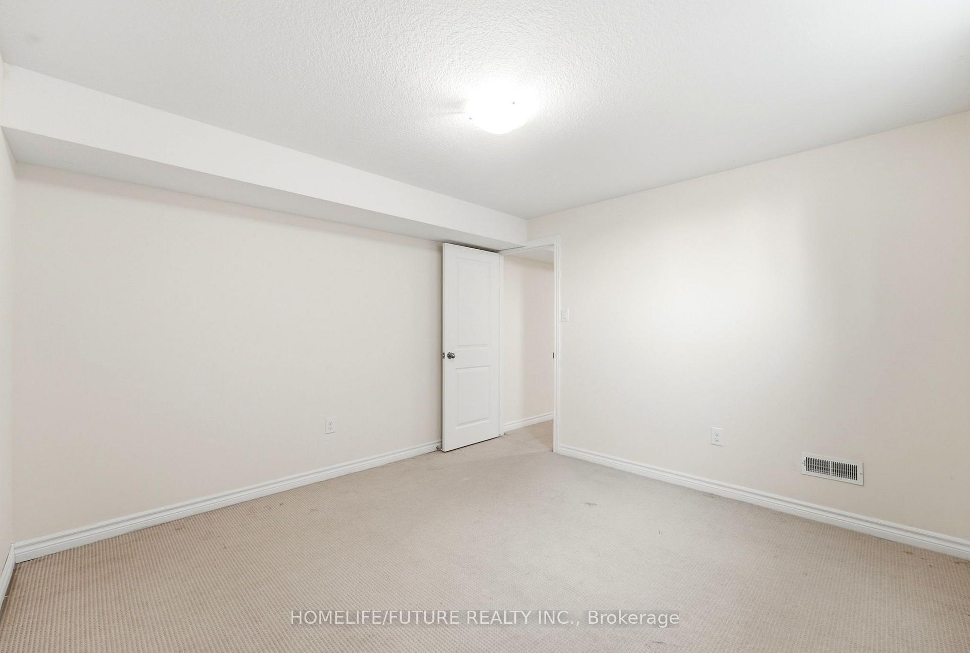 Photo 34 of 1357 Michael Circle, London, East D — HOMEH
