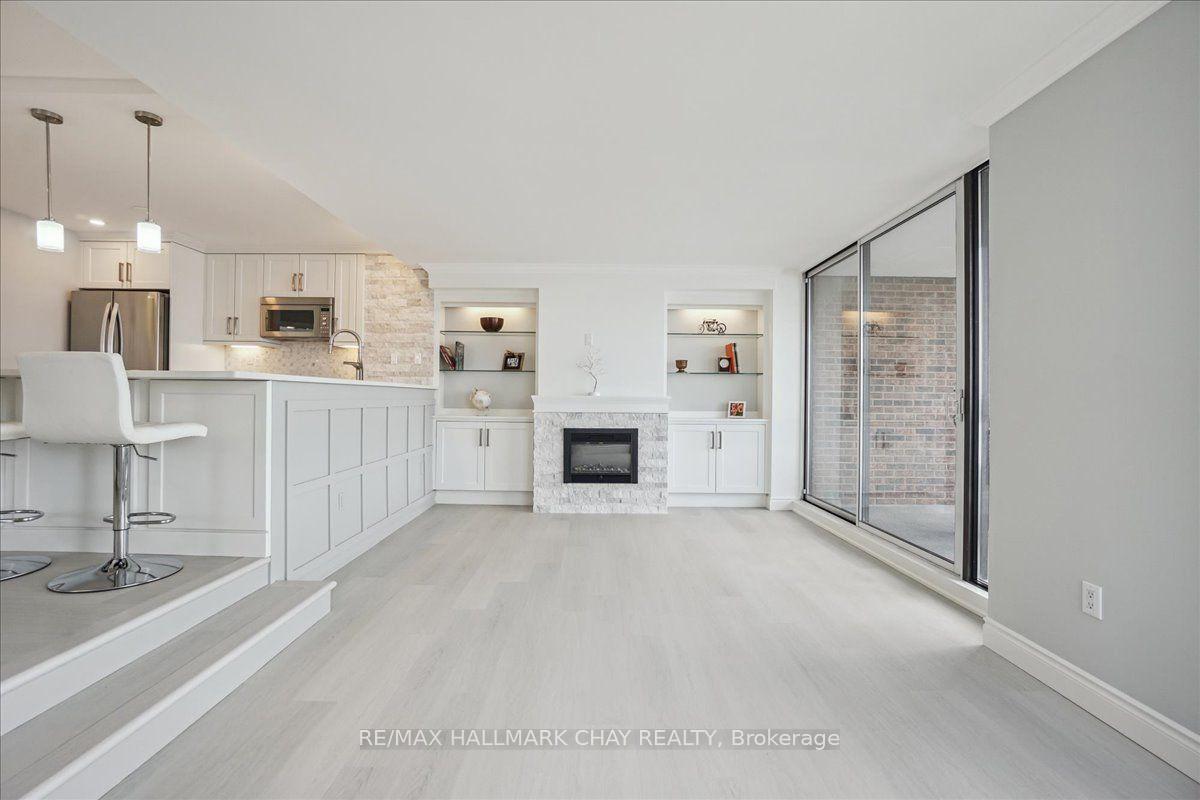 Photo 13 of Unit 1208, 181 Collier Street, Barrie, City Centre — HOMEH