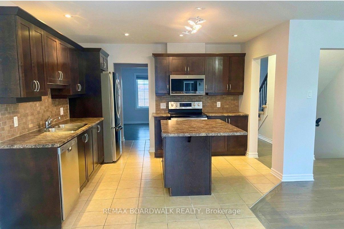 Photo 2 of 1736 Maple Grove Road, Ottawa, Stittsville (North) — HOMEH