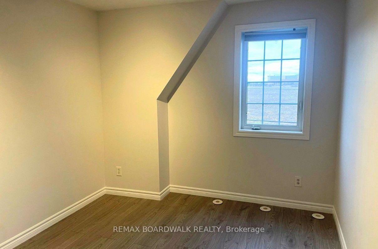 Photo 7 of 1736 Maple Grove Road, Ottawa, Stittsville (North) — HOMEH