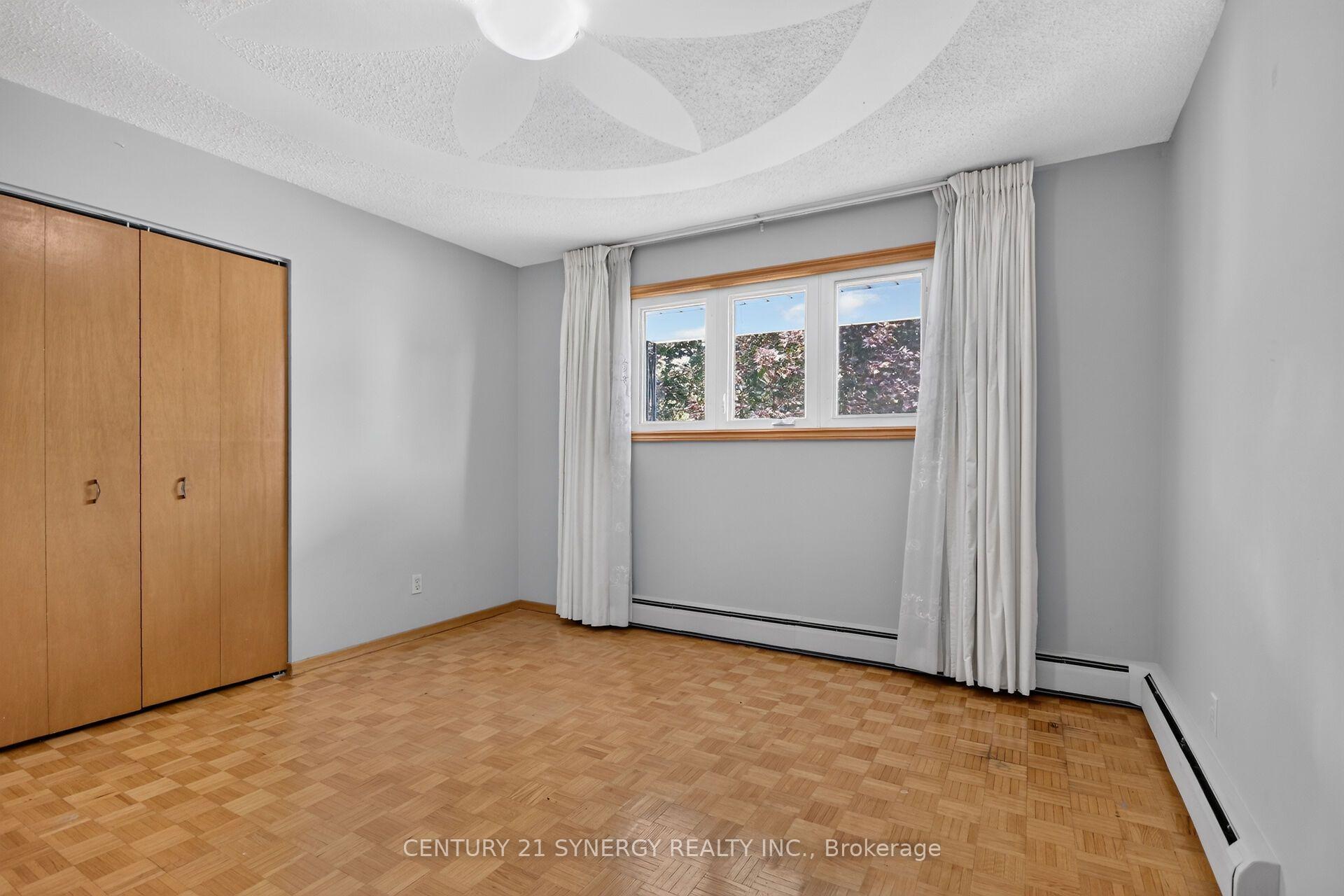 Photo 14 of 974 Greenbriar Avenue, Ottawa, Carleton Heights — HOMEH