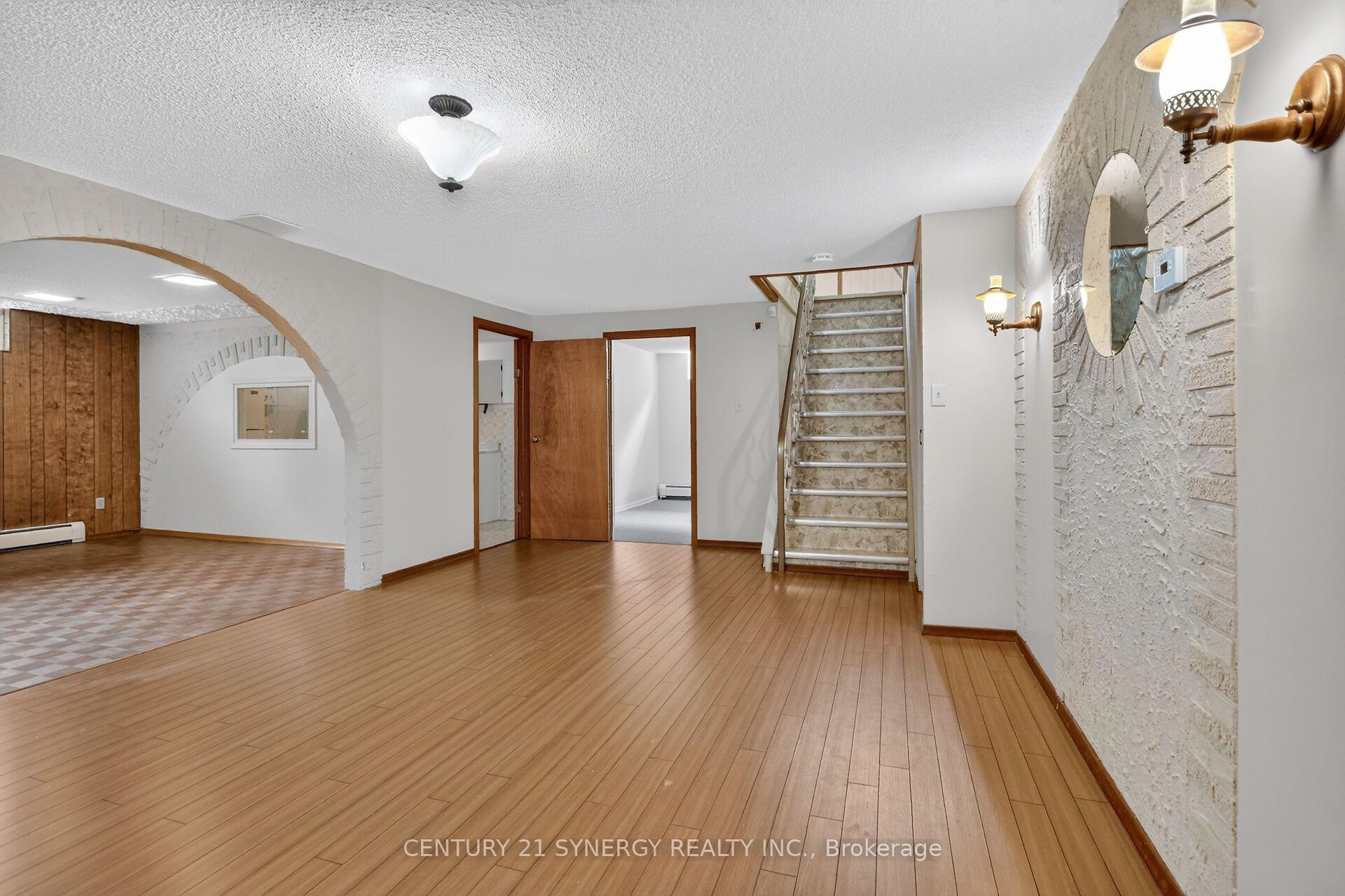 Photo 23 of 974 Greenbriar Avenue, Ottawa, Carleton Heights — HOMEH