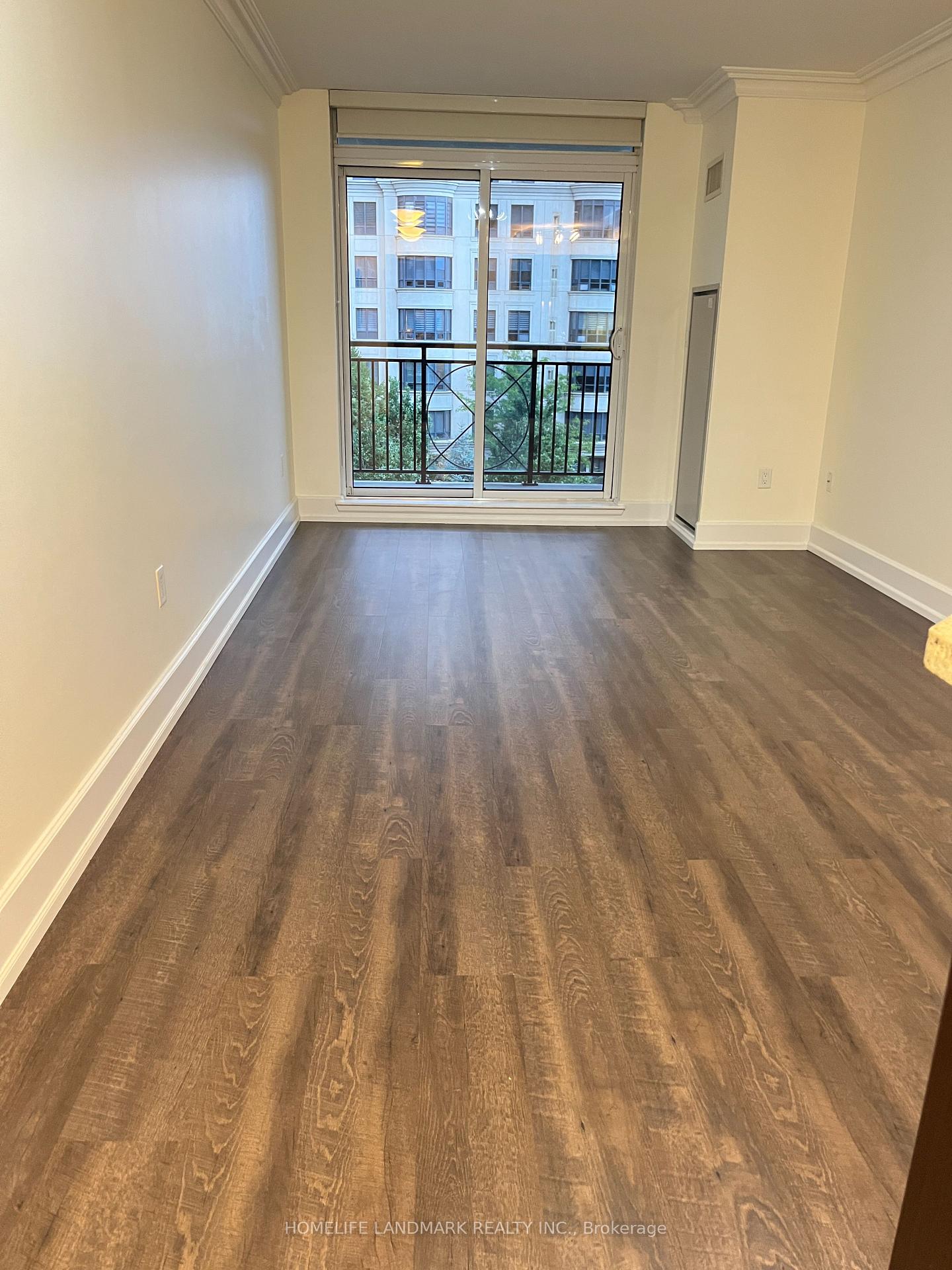 Photo 4 of Unit 503, 650 Sheppard Avenue E, North York, Bayview Village — HOMEH