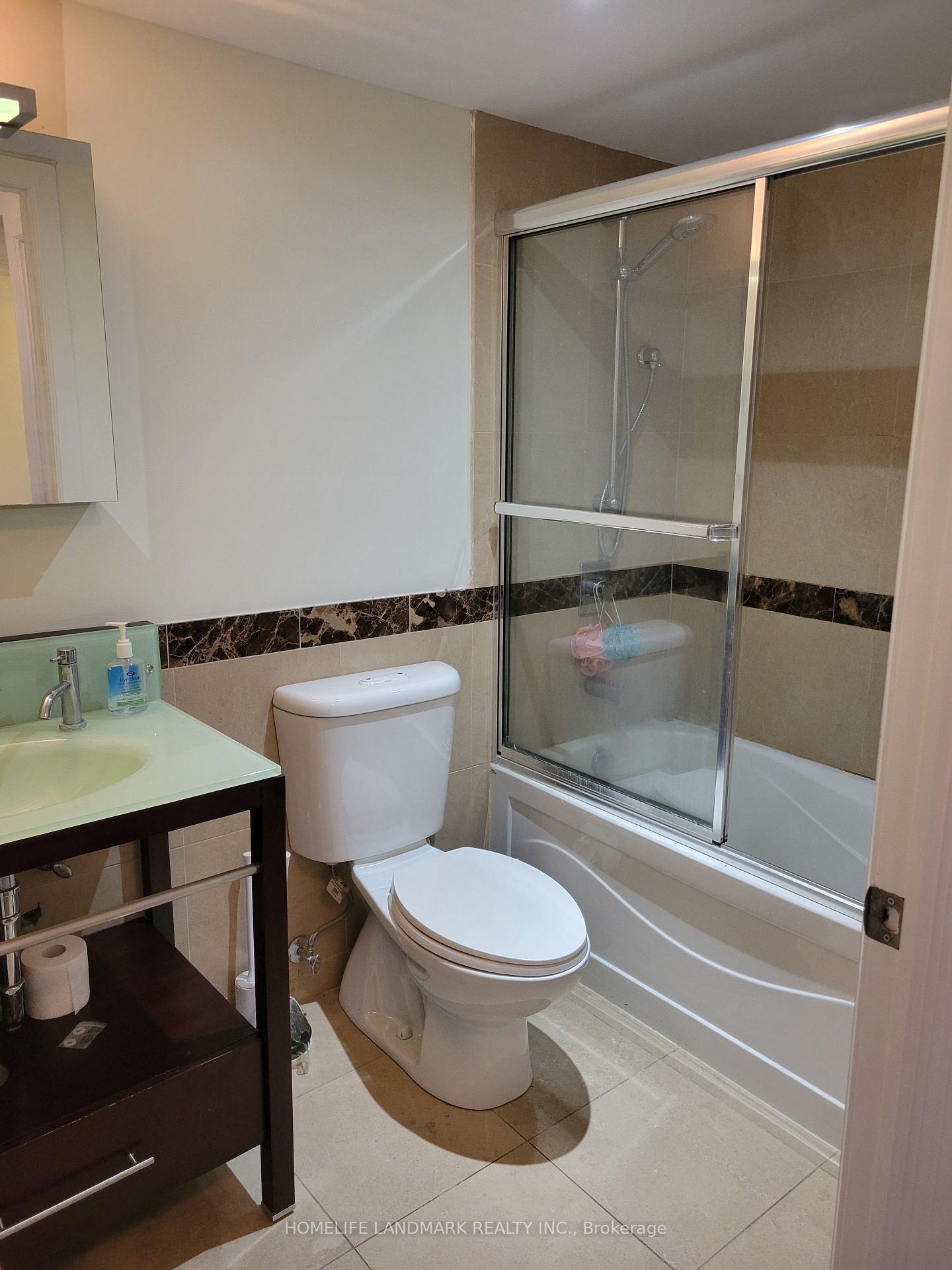 Photo 10 of Unit 503, 650 Sheppard Avenue E, North York, Bayview Village — HOMEH