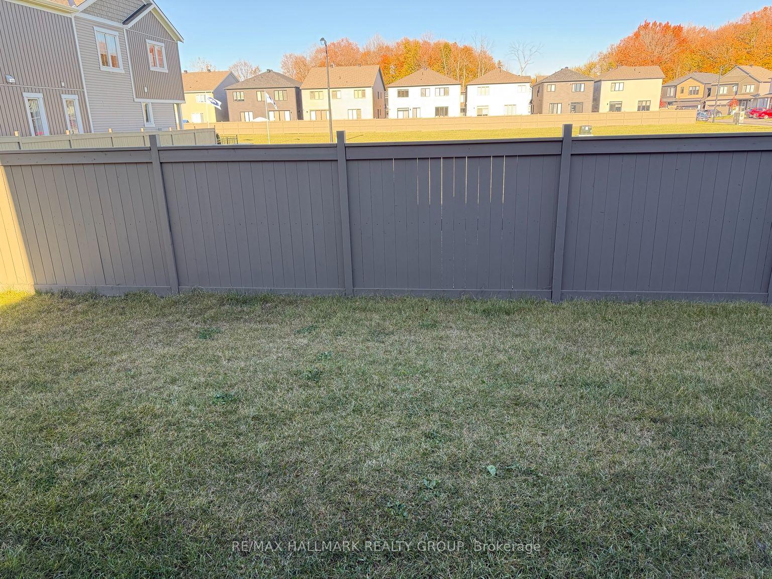 Photo 2 of 521 Galanthus Walk, Ottawa, Kanata - Morgan's Grant/South March — HOMEH
