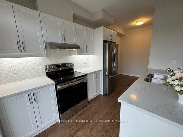 Photo 10 of 521 Galanthus Walk, Ottawa, Kanata - Morgan's Grant/South March — HOMEH