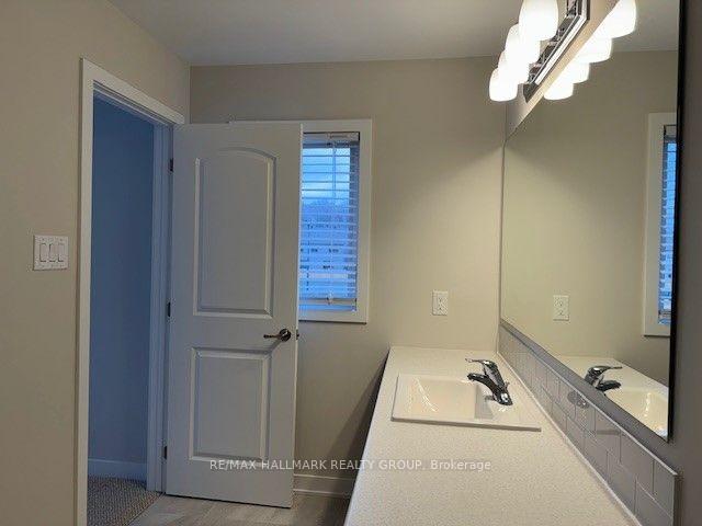 Photo 14 of 521 Galanthus Walk, Ottawa, Kanata - Morgan's Grant/South March — HOMEH