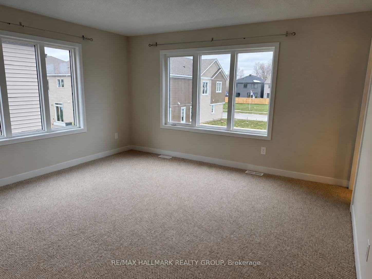 Photo 20 of 521 Galanthus Walk, Ottawa, Kanata - Morgan's Grant/South March — HOMEH