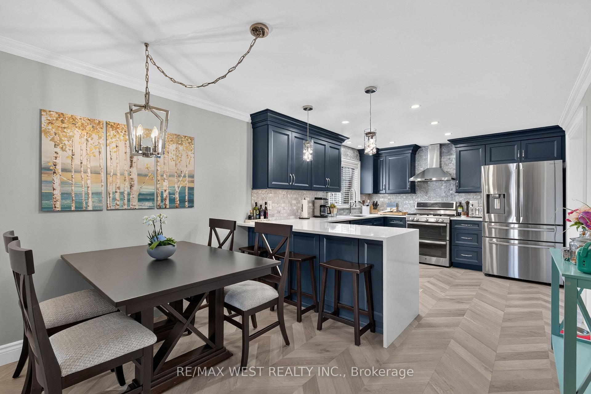 Photo 5 of 507 Alder Court, Pickering, Amberlea — HOMEH
