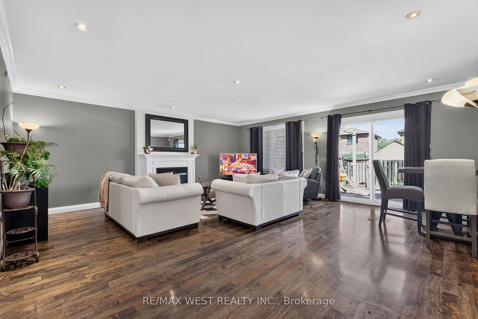 Photo 14 of 507 Alder Court, Pickering, Amberlea — HOMEH