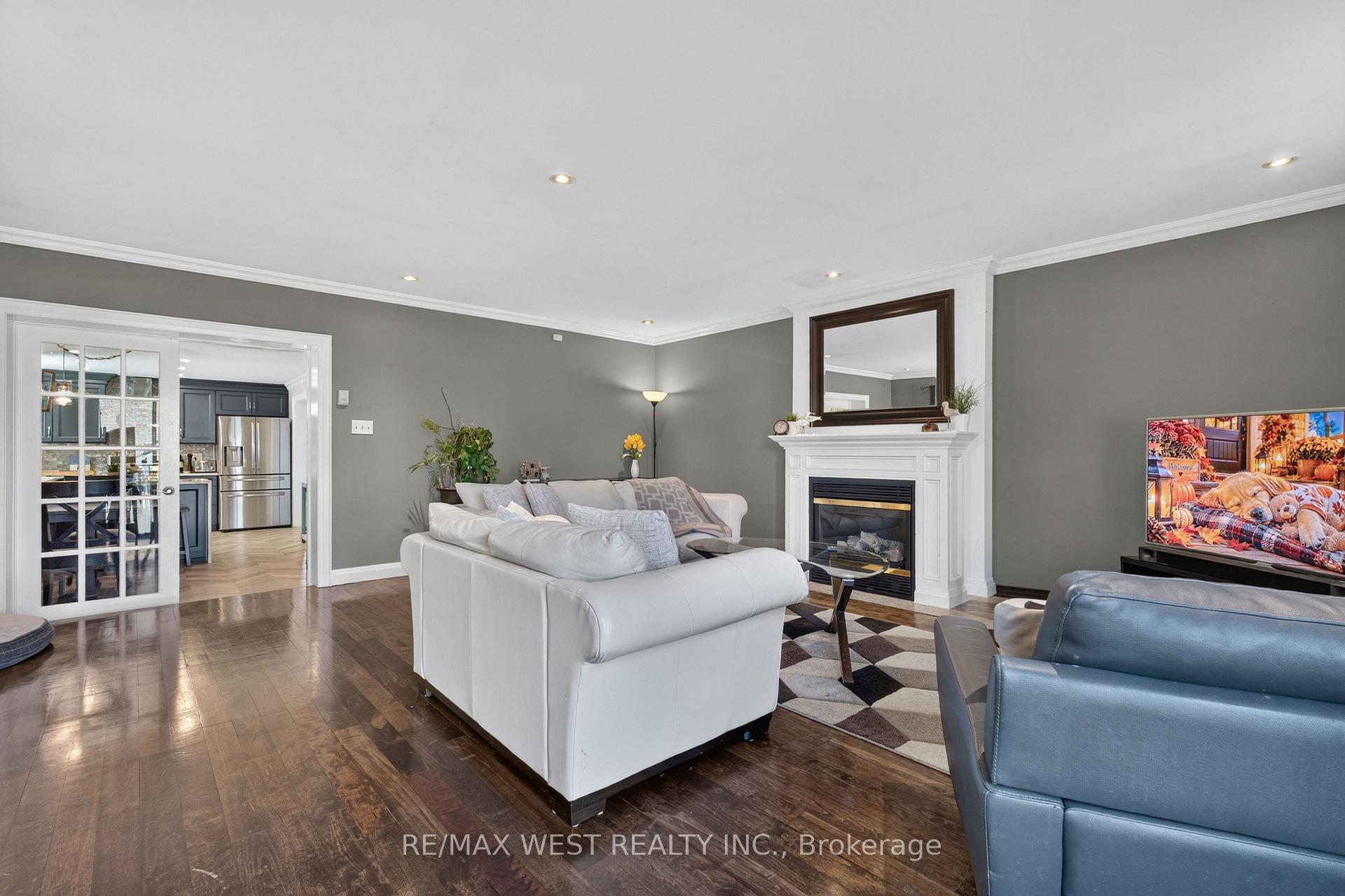 Photo 15 of 507 Alder Court, Pickering, Amberlea — HOMEH